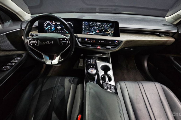 2023 Kia K8 с пробегом 31 904 км