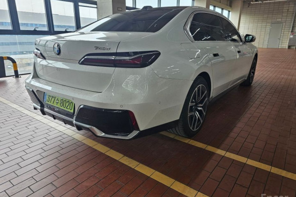 2025 BMW 7 серии с пробегом 17 001 км