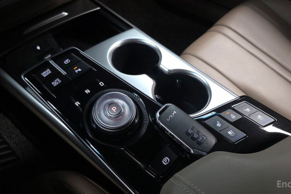 2023 Kia K8 с пробегом 46 082 км