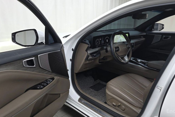 2023 Kia K8 с пробегом 46 082 км