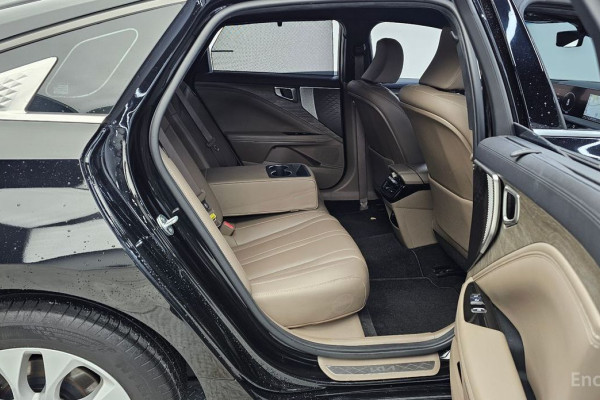 2023 Kia K8 с пробегом 62 279 км