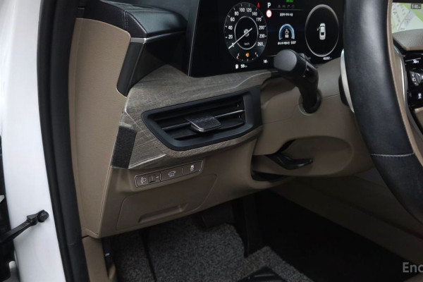 2023 Kia K8 с пробегом 46 082 км