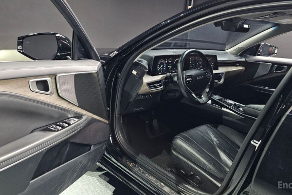 2023 Kia K8 с пробегом 31 904 км