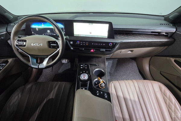 2023 Kia K8 с пробегом 69 231 км