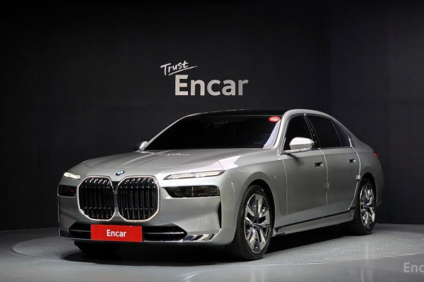 2024 BMW 7 серии с пробегом 5 090 км