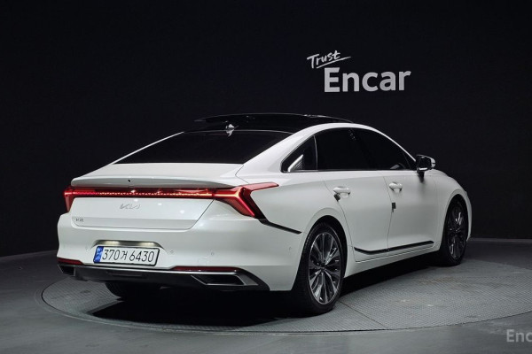 2023 Kia K8 с пробегом 27 131 км