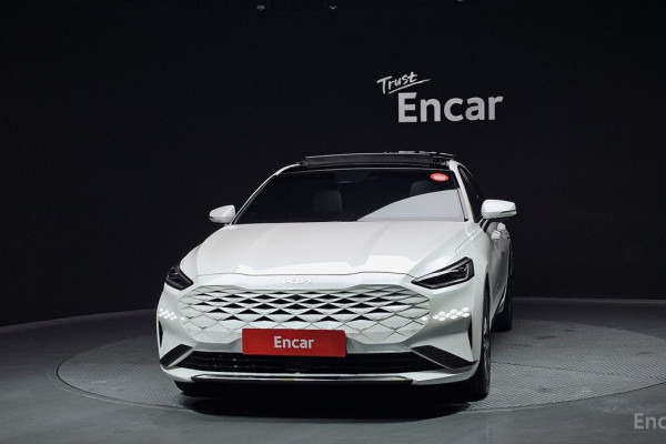 2023 Kia K8 с пробегом 27 131 км