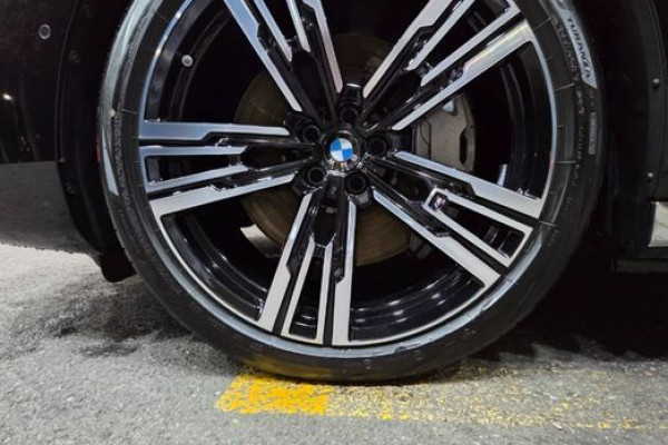 2025 BMW 7 серии с пробегом 10 500 км