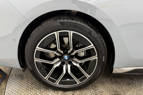 2025 BMW 7 серии с пробегом 25 780 км