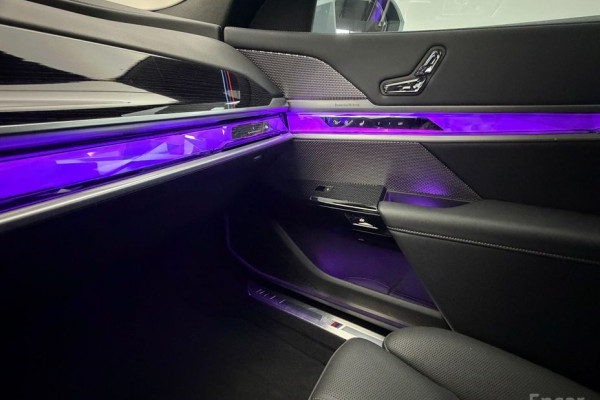 2025 BMW 7 серии с пробегом 25 780 км