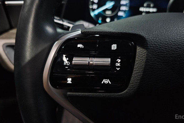 2023 Kia K8 с пробегом 31 904 км