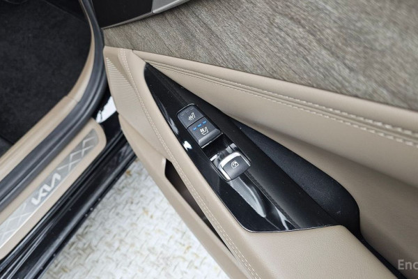 2023 Kia K8 с пробегом 62 279 км