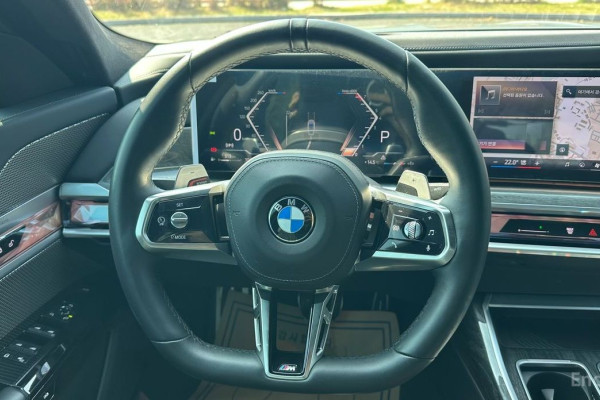 2023 BMW 7 серии с пробегом 30 579 км