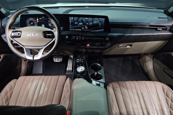 2023 Kia K8 с пробегом 27 131 км