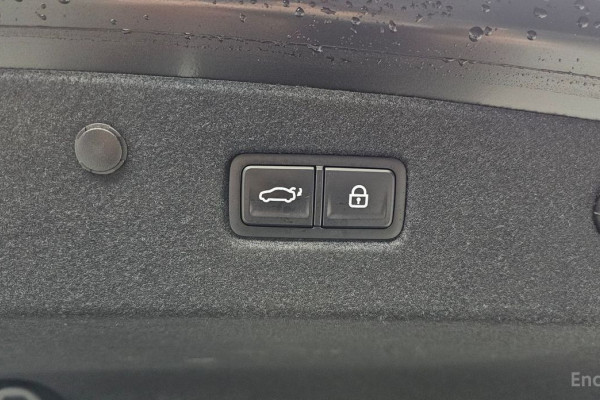 2023 Kia K8 с пробегом 62 279 км