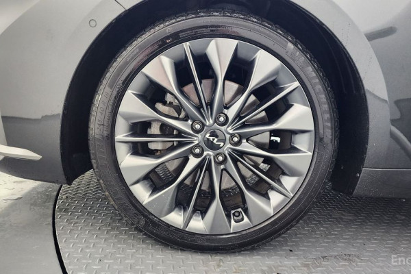 2023 Kia K8 с пробегом 37 031 км