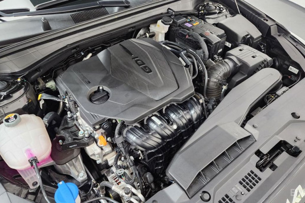 2023 Kia K8 с пробегом 21 398 км