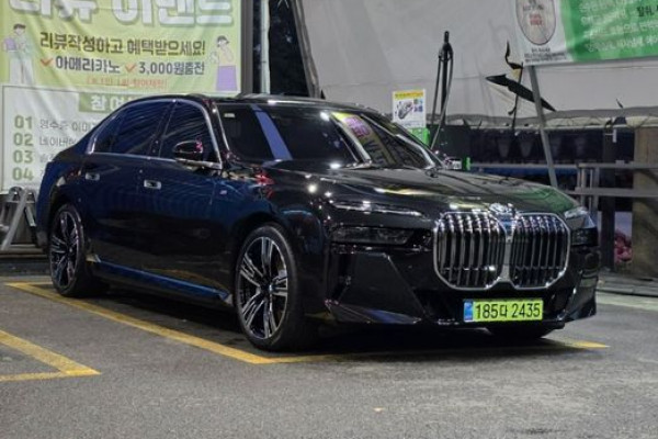 2025 BMW 7 серии с пробегом 10 500 км