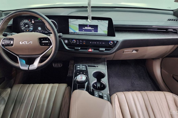 2023 Kia K8 с пробегом 37 031 км