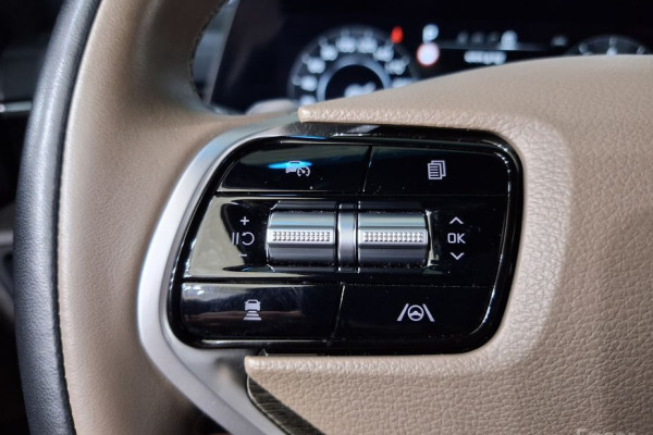 2023 Kia K8 с пробегом 19 980 км