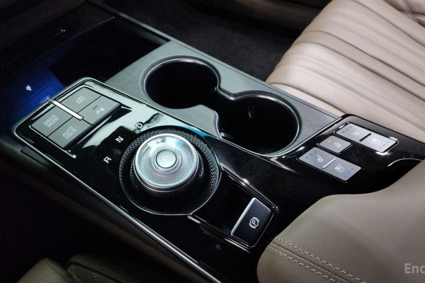 2023 Kia K8 с пробегом 37 031 км