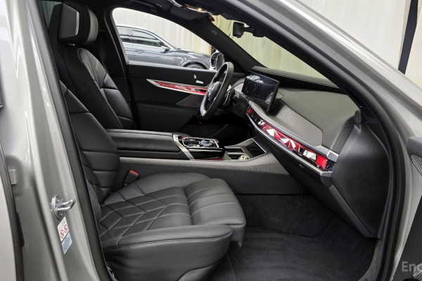 2024 BMW 7 серии с пробегом 5 090 км