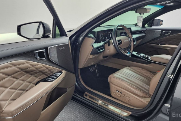 2023 Kia K8 с пробегом 37 031 км