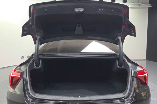 2023 Kia K8 с пробегом 69 231 км