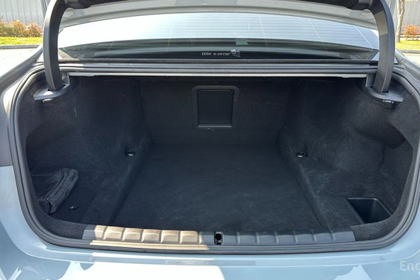 2023 BMW 7 серии с пробегом 30 579 км