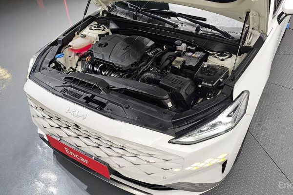 2023 Kia K8 с пробегом 16 328 км