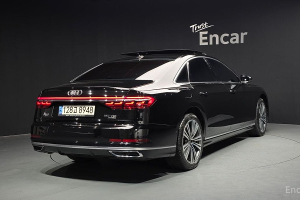 2021 Audi A8 с пробегом 101 482 км