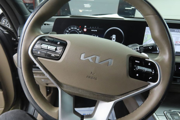 2023 Kia K8 с пробегом 65 140 км