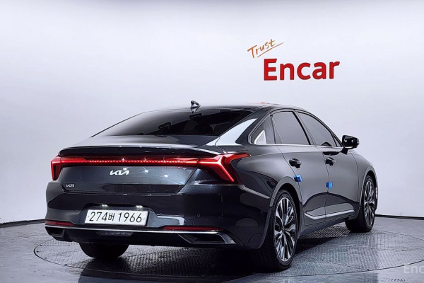 2023 Kia K8 с пробегом 32 870 км