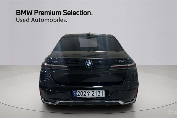 2024 BMW 7 серии с пробегом 27 371 км