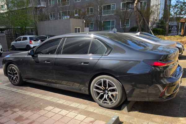 2025 BMW 7 серии с пробегом 13 800 км