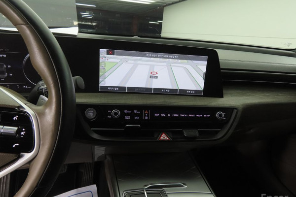 2023 Kia K8 с пробегом 65 140 км