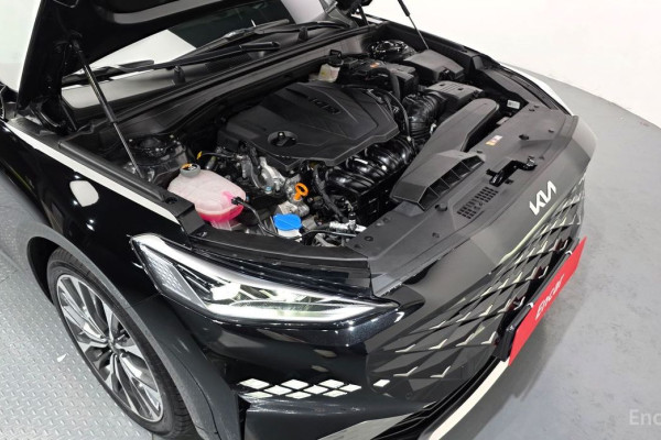 2023 Kia K8 с пробегом 15 933 км