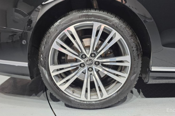 2021 Audi A8 с пробегом 101 482 км