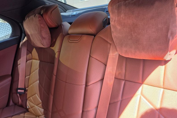 2025 BMW 7 серии с пробегом 13 800 км