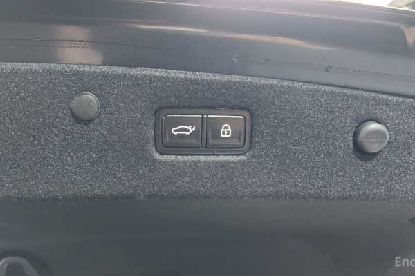 2023 Kia K8 с пробегом 37 031 км