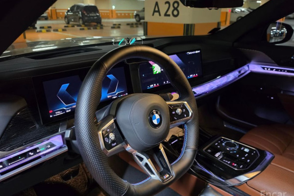 2025 BMW 7 серии с пробегом 13 800 км