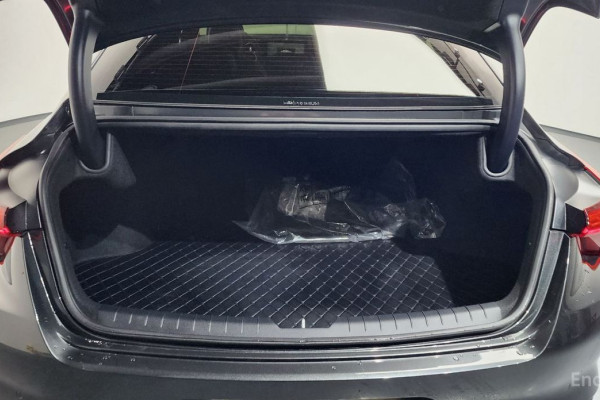 2023 Kia K8 с пробегом 37 031 км