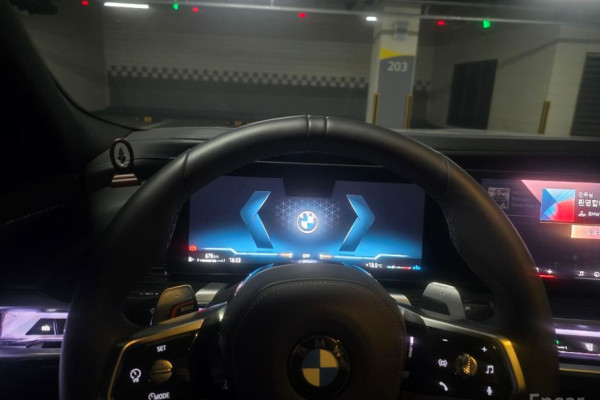 2025 BMW 7 серии с пробегом 9 300 км