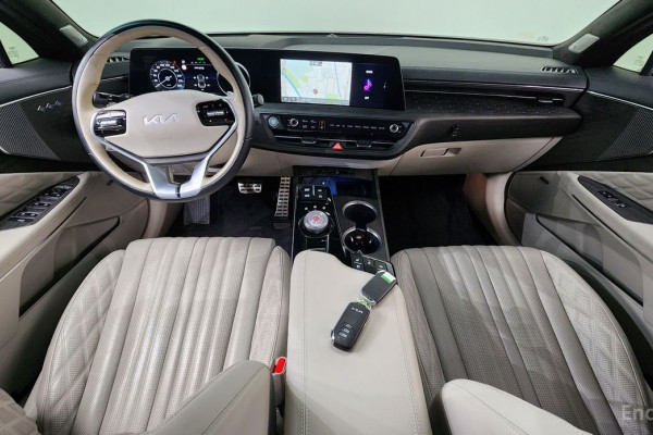 2023 Kia K8 с пробегом 32 870 км