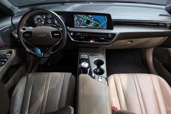 2023 Kia K8 с пробегом 37 619 км