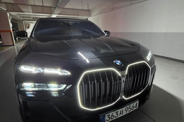 2025 BMW 7 серии с пробегом 6 500 км