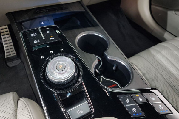 2023 Kia K8 с пробегом 32 870 км