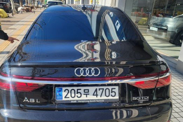 2023 Audi A8 с пробегом 36 500 км