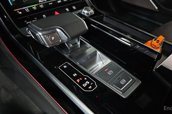 2021 Audi A8 с пробегом 51 722 км