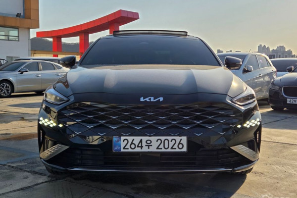 2023 Kia K8 с пробегом 29 900 км